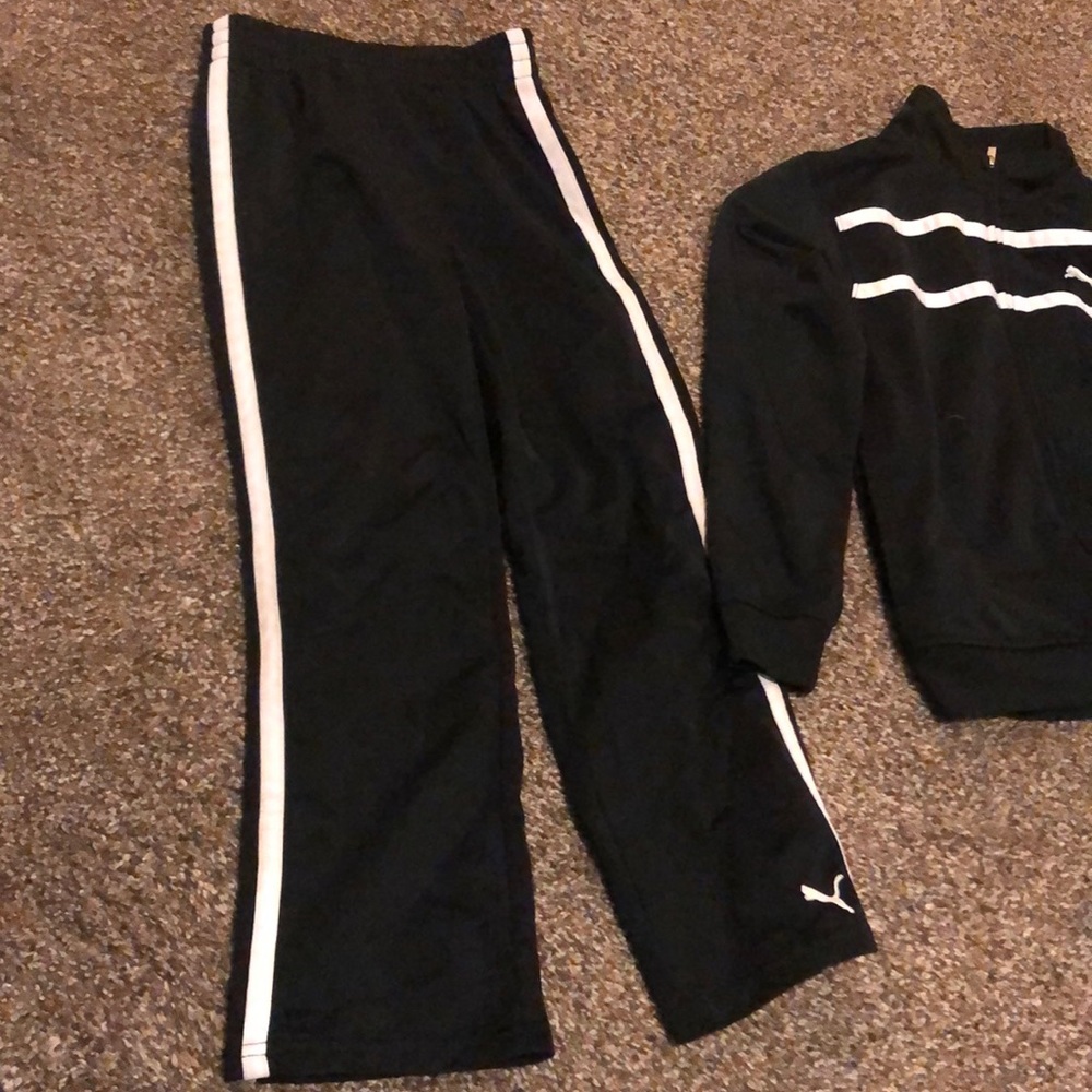 Preowned Puma boy’s 2pcs set black top/bottom